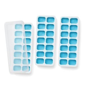 MantraRaj 3pk Silicone Ice Cube Trays with Non-Spill Lids Easy to Remove Ice Cube Tray With Ice Tongs