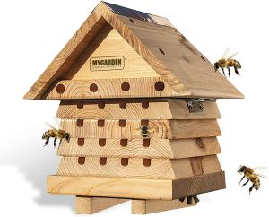 Wooden Material Bee Hotel With Aluminium Roof Support For Bees In Garden Size 16.5x18x18cm