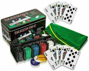 MantraRaj 200 Pcs Poker Set Casino Texas Holdem Poker Set and Black Jacks Game Poker Sets 